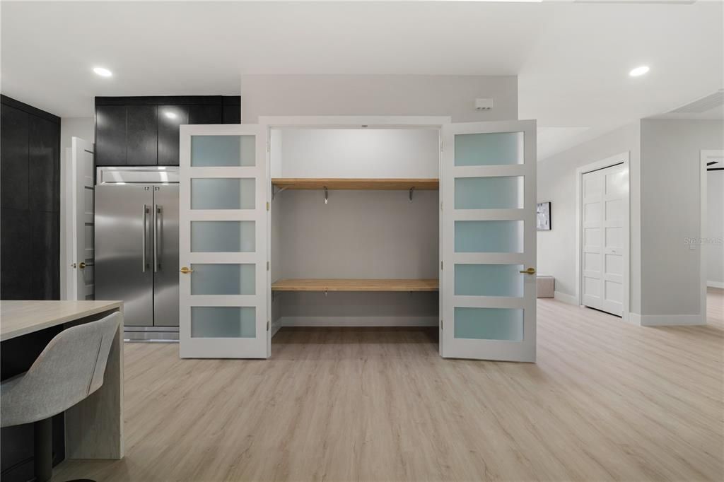 For Sale: $1,200,000 (4 beds, 3 baths, 3246 Square Feet)