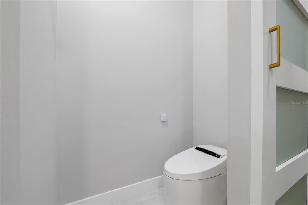 For Sale: $1,200,000 (4 beds, 3 baths, 3246 Square Feet)