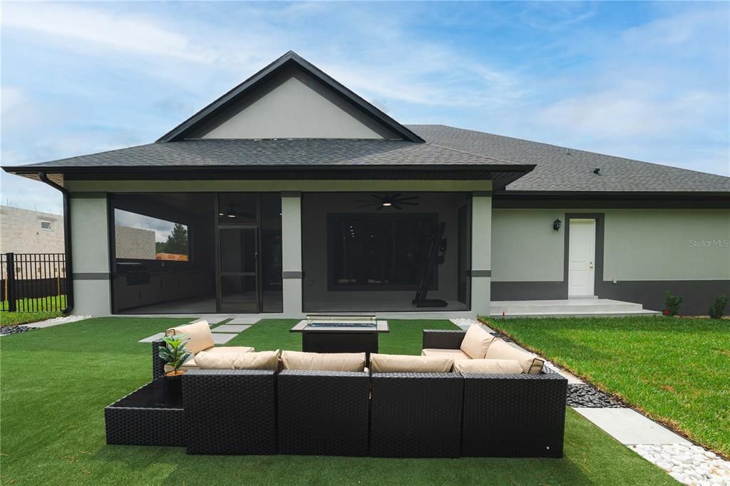 For Sale: $1,200,000 (4 beds, 3 baths, 3246 Square Feet)