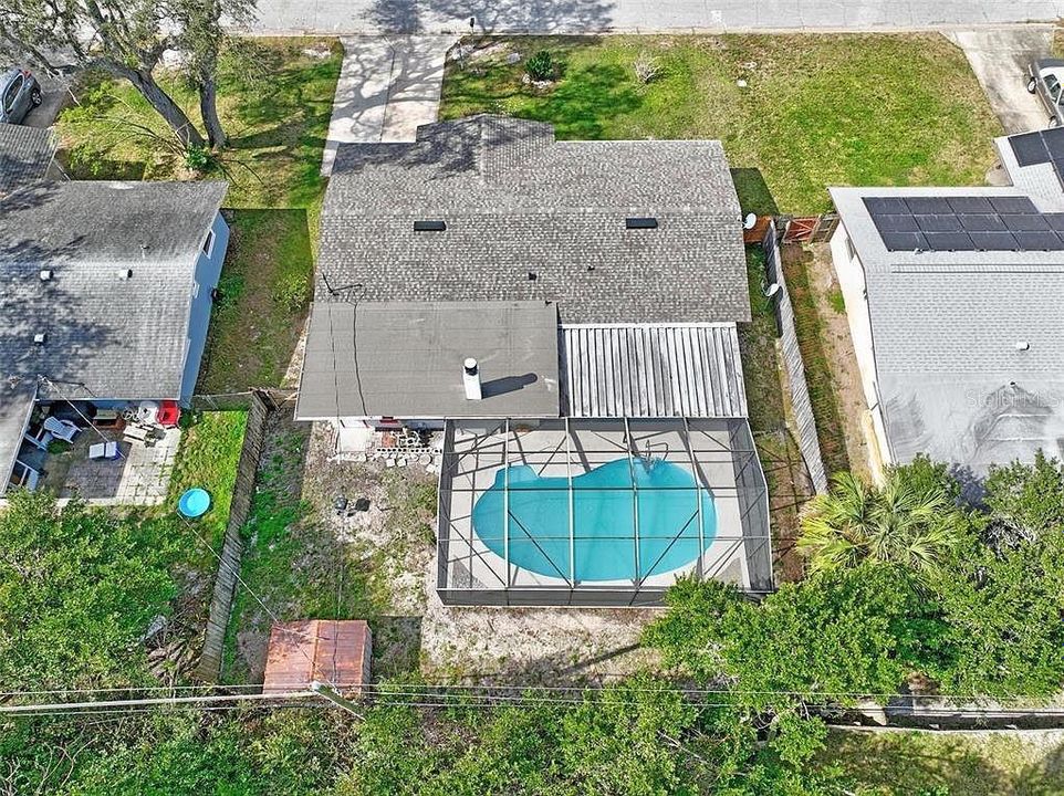 合同活跃: $259,000 (3 贝兹, 2 浴室, 1265 平方英尺)