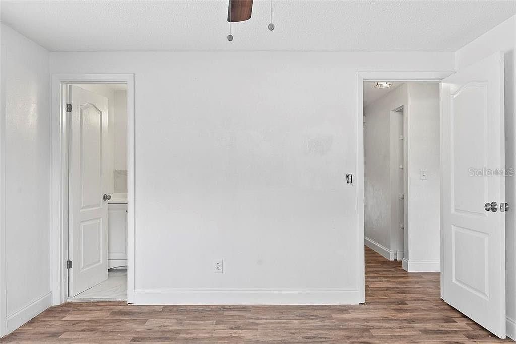 合同活跃: $259,000 (3 贝兹, 2 浴室, 1265 平方英尺)