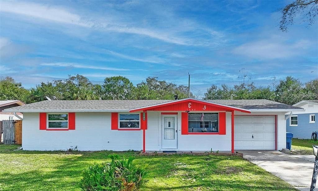 合同活跃: $259,000 (3 贝兹, 2 浴室, 1265 平方英尺)