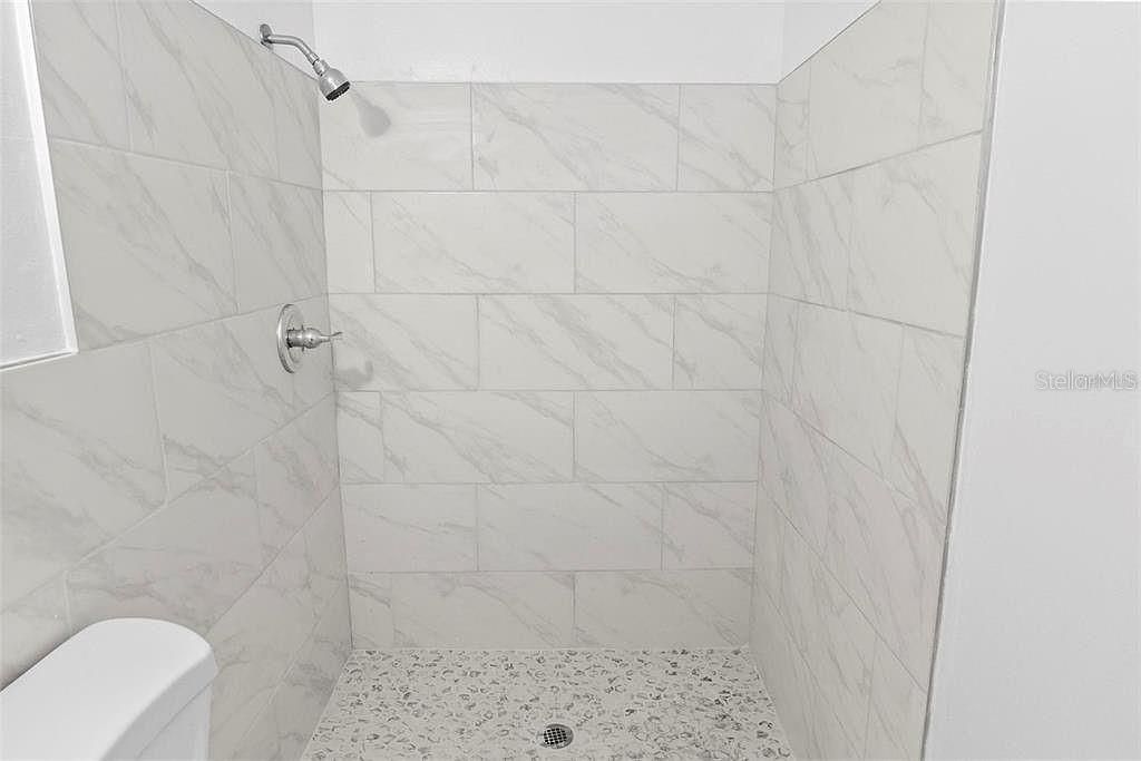 合同活跃: $259,000 (3 贝兹, 2 浴室, 1265 平方英尺)