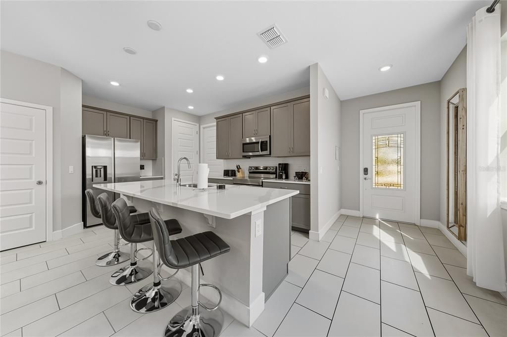 На продажу: $460,000 (3 спален, 2 ванн, 1659 Квадратных фут)