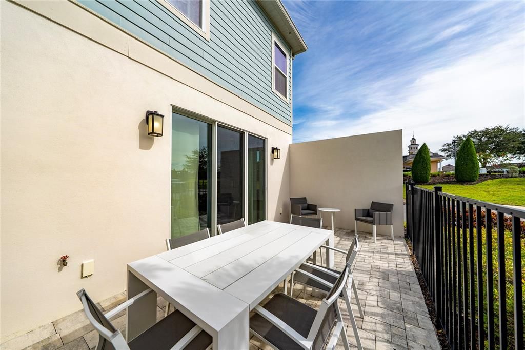 На продажу: $460,000 (3 спален, 2 ванн, 1659 Квадратных фут)