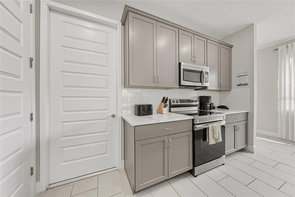 На продажу: $460,000 (3 спален, 2 ванн, 1659 Квадратных фут)