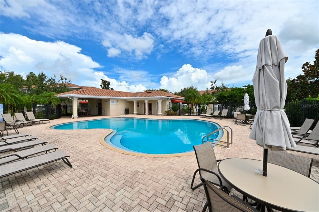 En Renta: $3,300 (3 camas, 2 baños, 2085 Pies cuadrados)