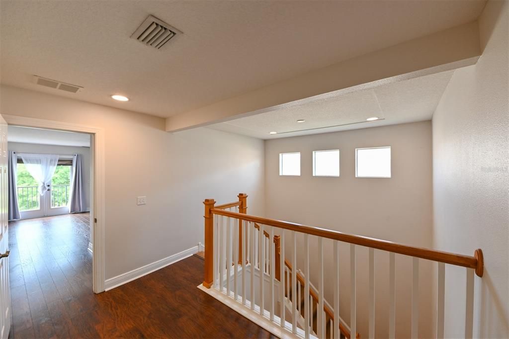 En Renta: $3,300 (3 camas, 2 baños, 2085 Pies cuadrados)