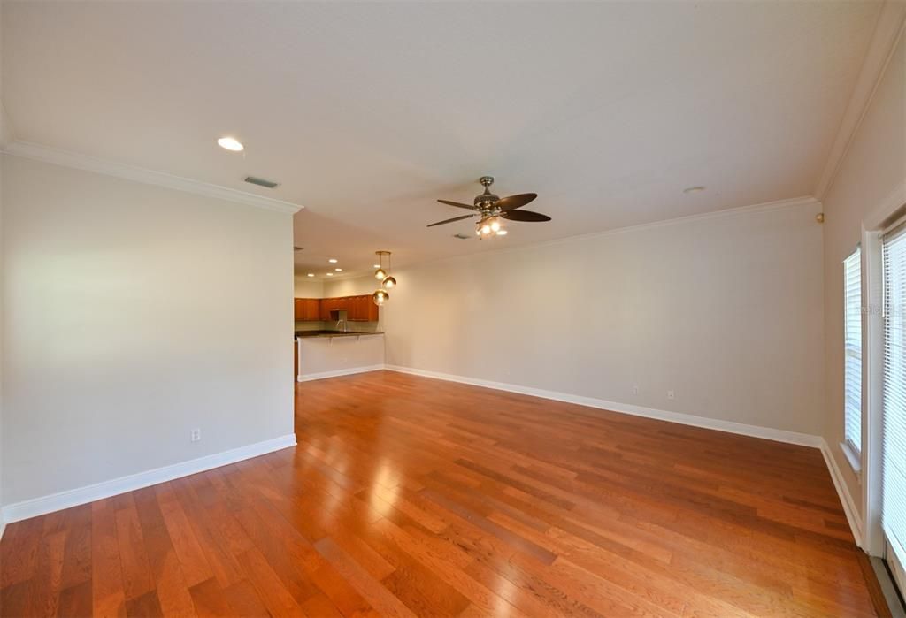 En Renta: $3,300 (3 camas, 2 baños, 2085 Pies cuadrados)