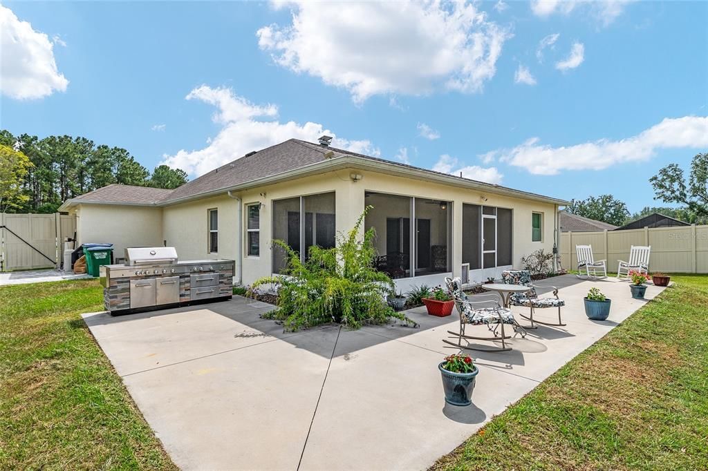 For Sale: $475,000 (3 beds, 2 baths, 1838 Square Feet)