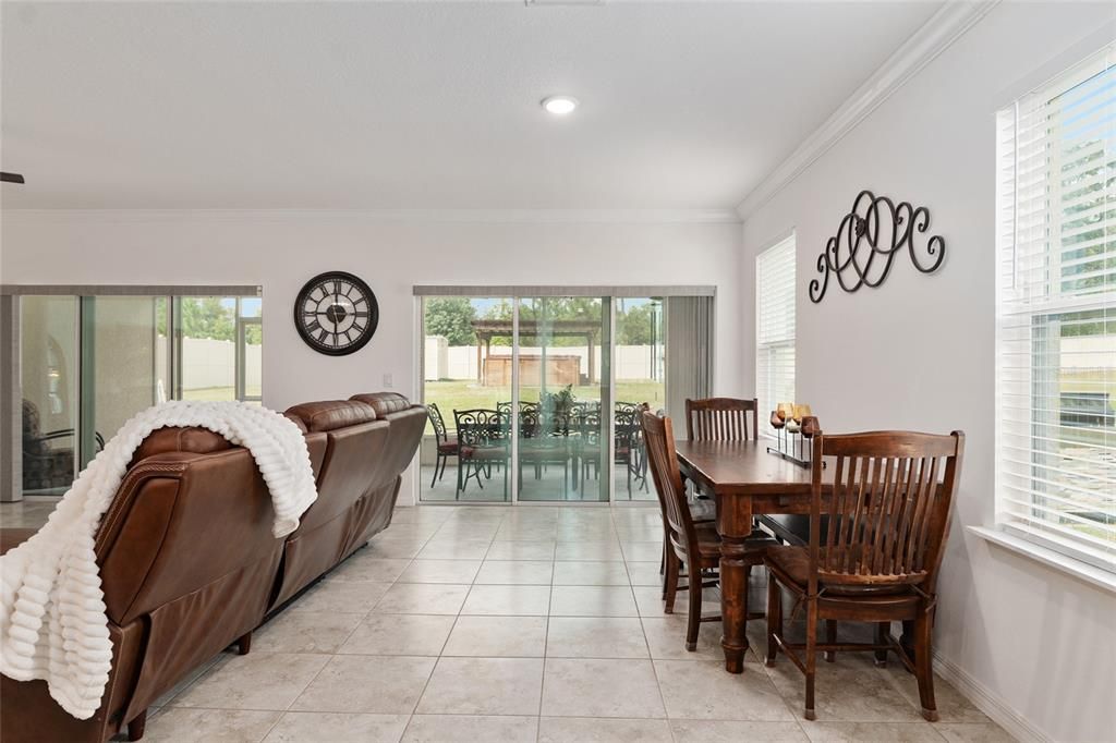 For Sale: $475,000 (3 beds, 2 baths, 1838 Square Feet)