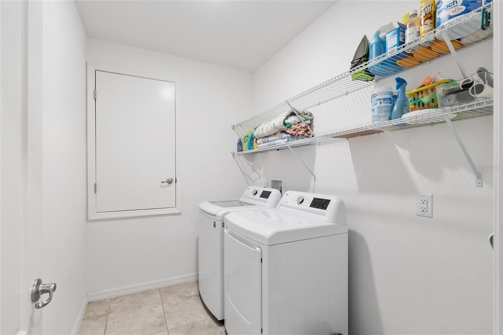 For Sale: $475,000 (3 beds, 2 baths, 1838 Square Feet)