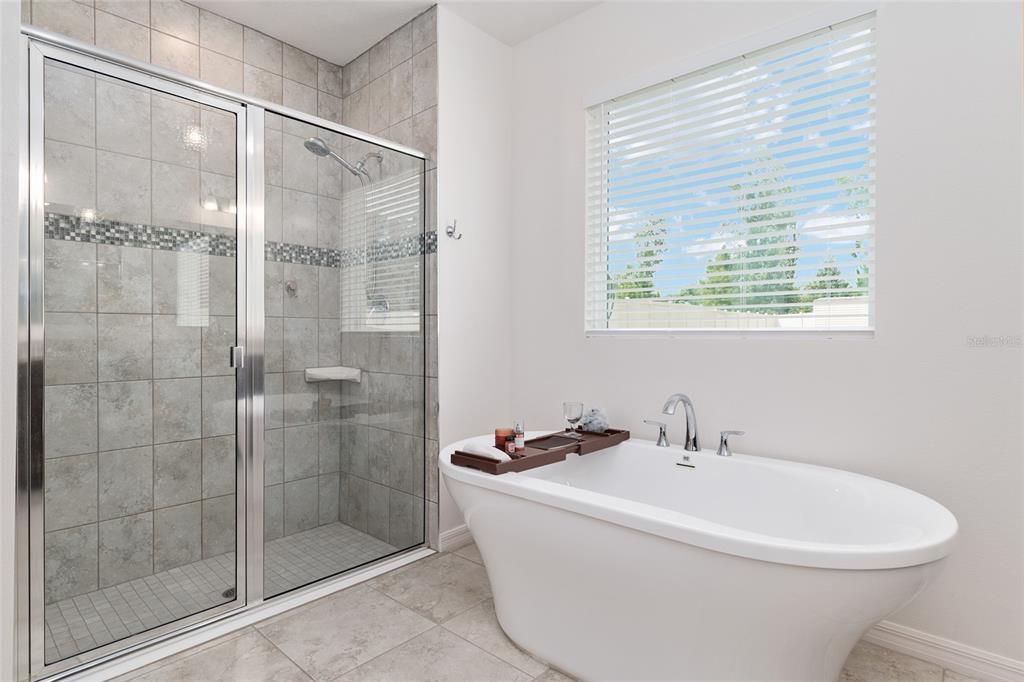 For Sale: $475,000 (3 beds, 2 baths, 1838 Square Feet)