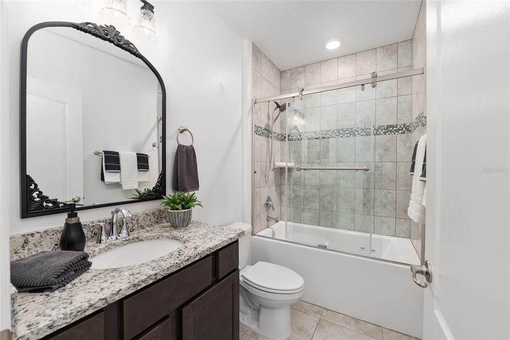 For Sale: $475,000 (3 beds, 2 baths, 1838 Square Feet)