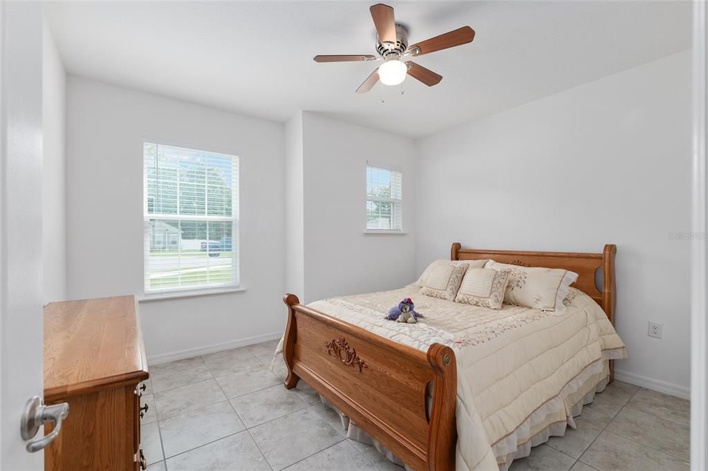 For Sale: $475,000 (3 beds, 2 baths, 1838 Square Feet)