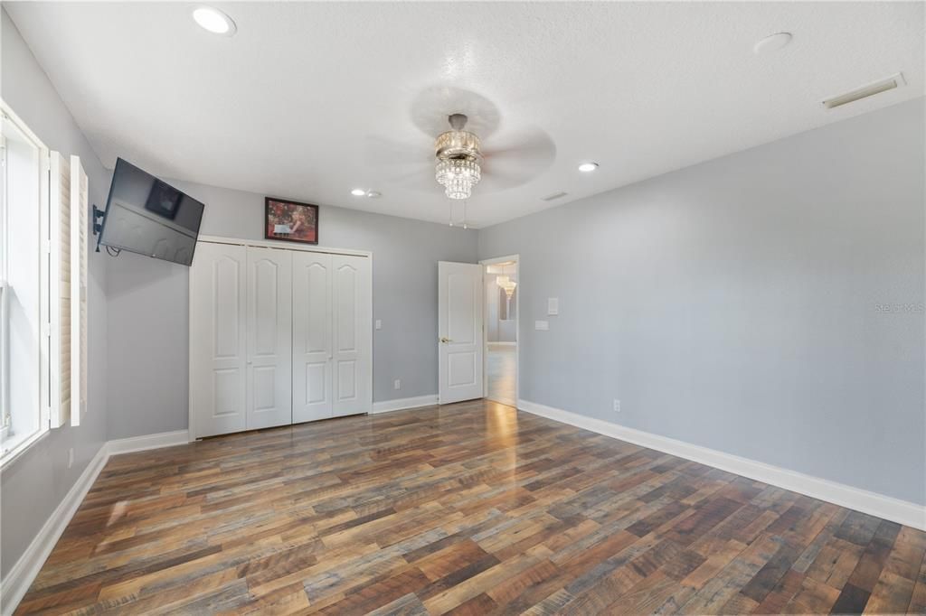 En Venta: $763,900 (4 camas, 3 baños, 2787 Pies cuadrados)