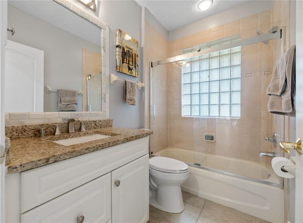 En Venta: $763,900 (4 camas, 3 baños, 2787 Pies cuadrados)