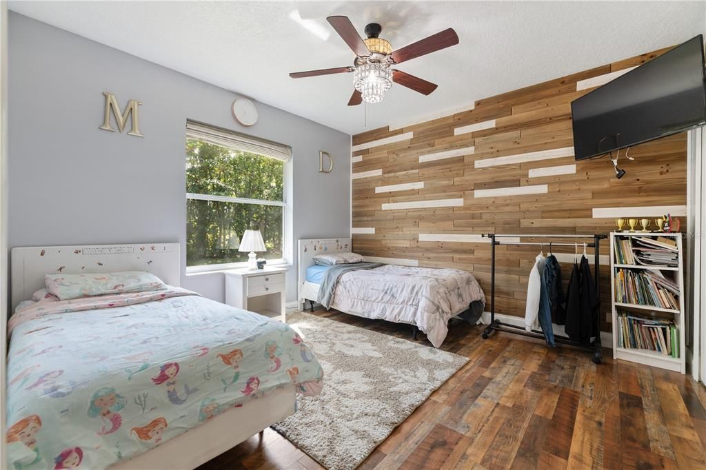 En Venta: $763,900 (4 camas, 3 baños, 2787 Pies cuadrados)