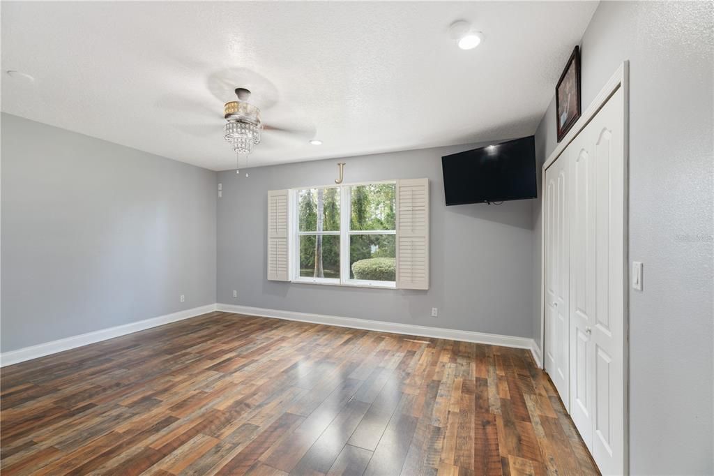 En Venta: $763,900 (4 camas, 3 baños, 2787 Pies cuadrados)