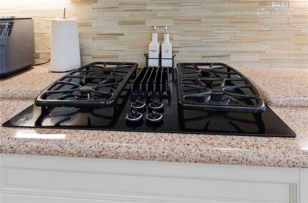 En Venta: $763,900 (4 camas, 3 baños, 2787 Pies cuadrados)