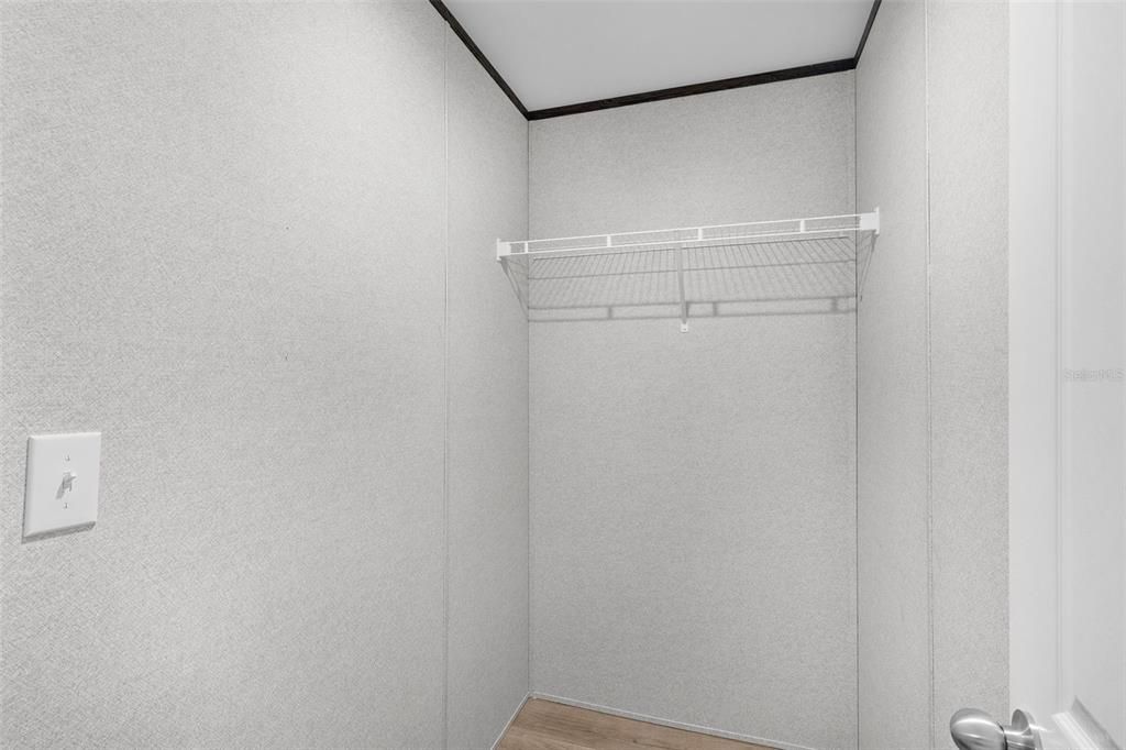 На продажу: $289,900 (3 спален, 2 ванн, 1493 Квадратных фут)