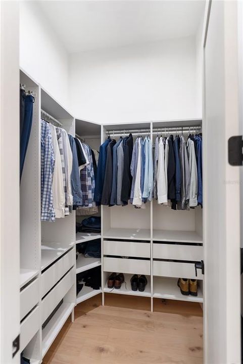 For Sale: $1,350,000 (3 beds, 3 baths, 2245 Square Feet)