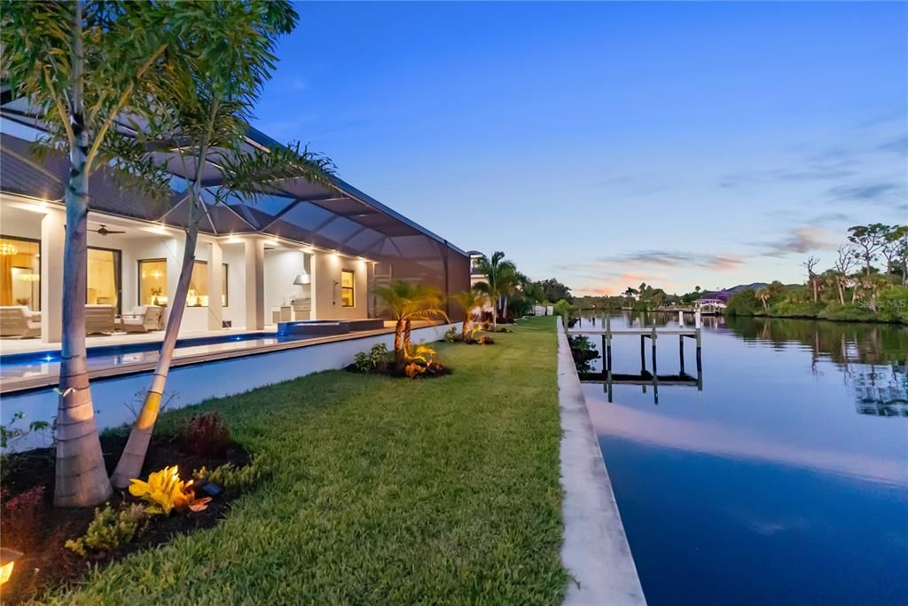 For Sale: $1,350,000 (3 beds, 3 baths, 2245 Square Feet)