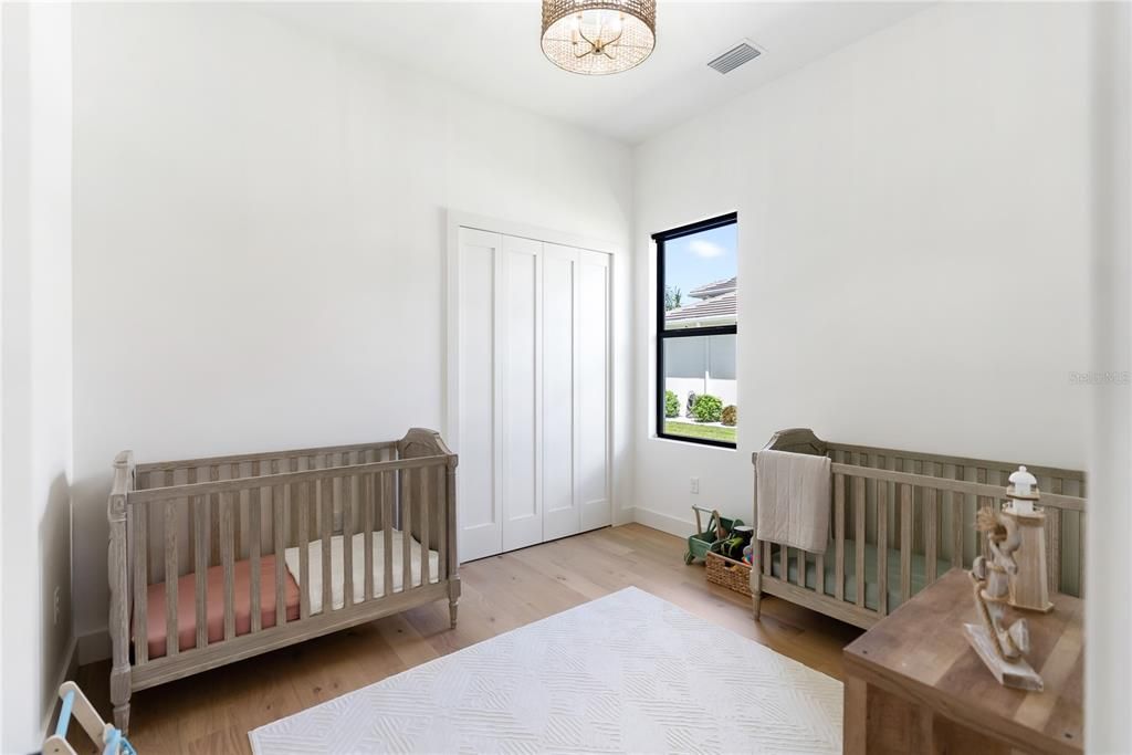 For Sale: $1,350,000 (3 beds, 3 baths, 2245 Square Feet)