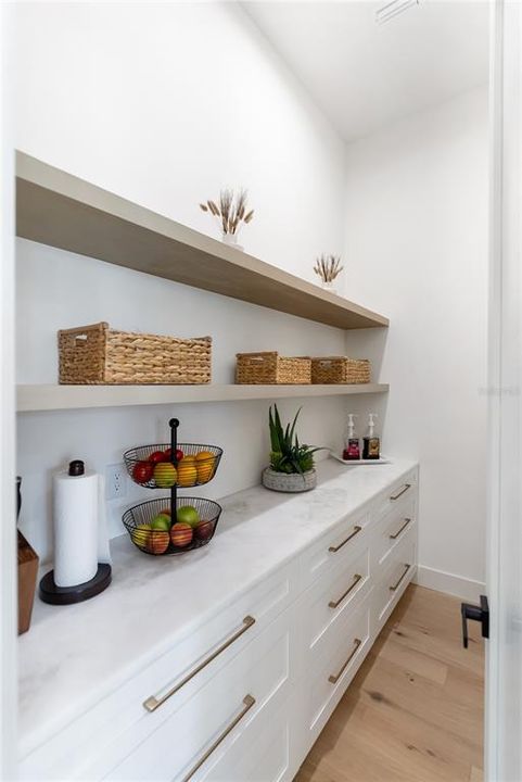 For Sale: $1,350,000 (3 beds, 3 baths, 2245 Square Feet)