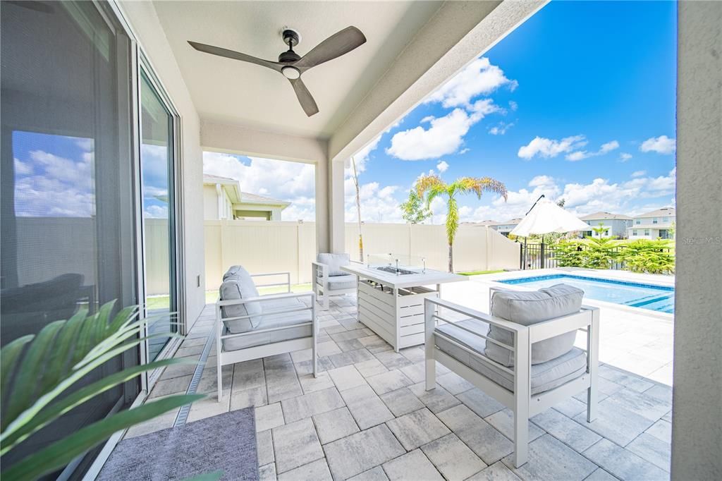 待售: $618,900 (4 贝兹, 3 浴室, 2384 平方英尺)