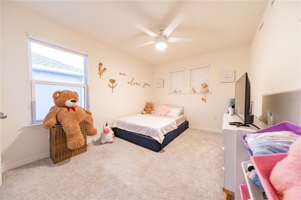 待售: $618,900 (4 贝兹, 3 浴室, 2384 平方英尺)