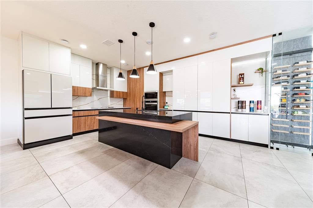 待售: $618,900 (4 贝兹, 3 浴室, 2384 平方英尺)