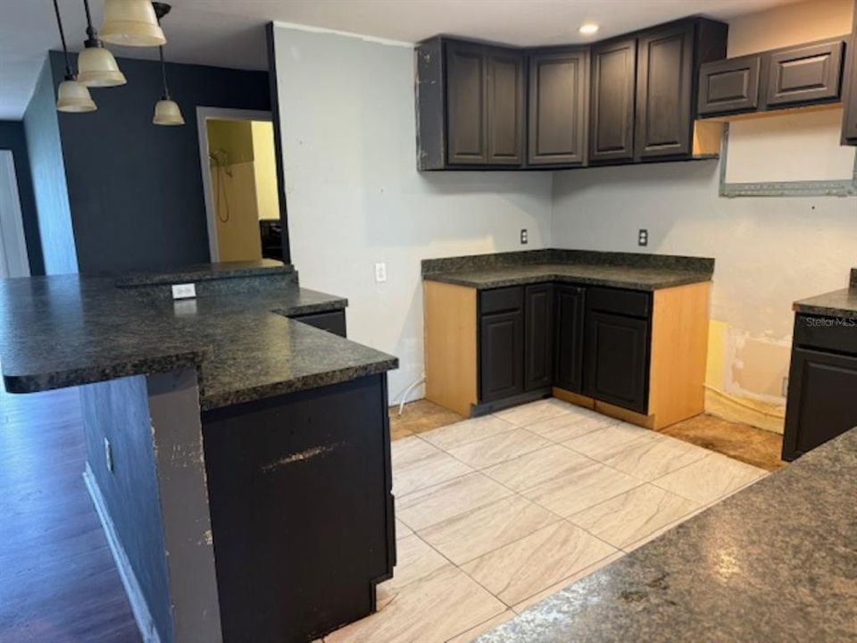 For Sale: $245,000 (4 beds, 3 baths, 2002 Square Feet)