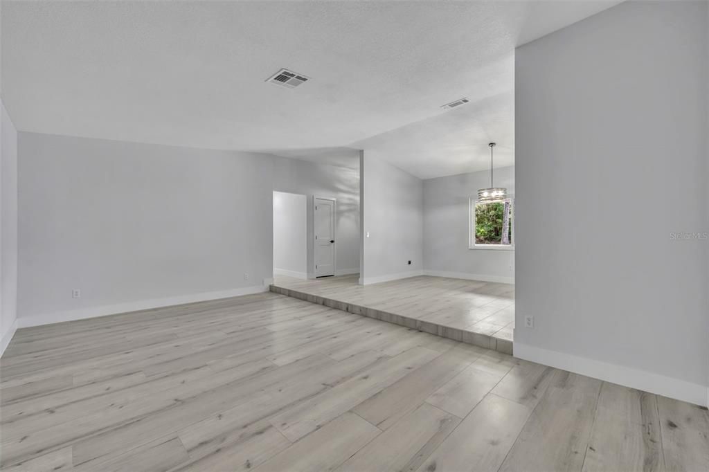 For Sale: $525,000 (3 beds, 2 baths, 1996 Square Feet)