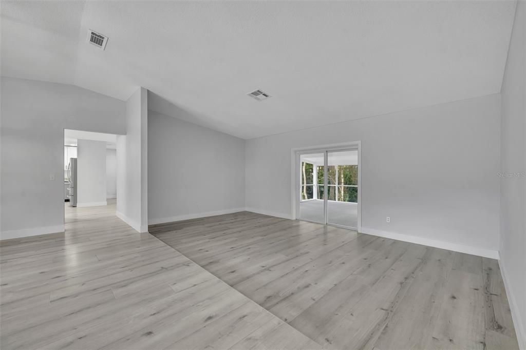 For Sale: $525,000 (3 beds, 2 baths, 1996 Square Feet)