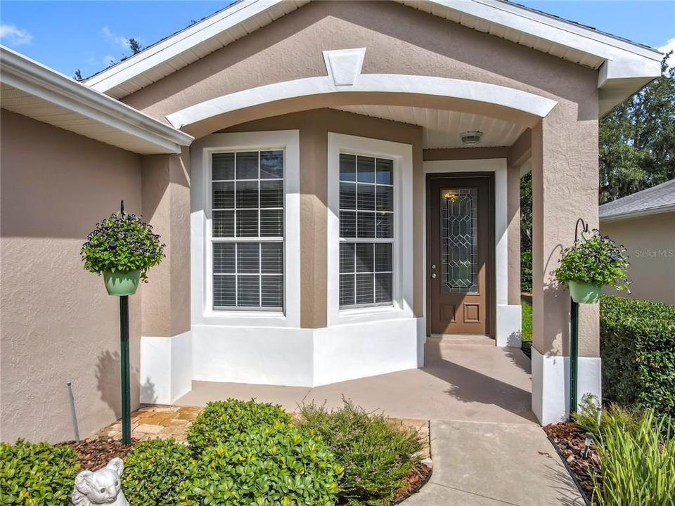 For Sale: $323,500 (3 beds, 2 baths, 1469 Square Feet)