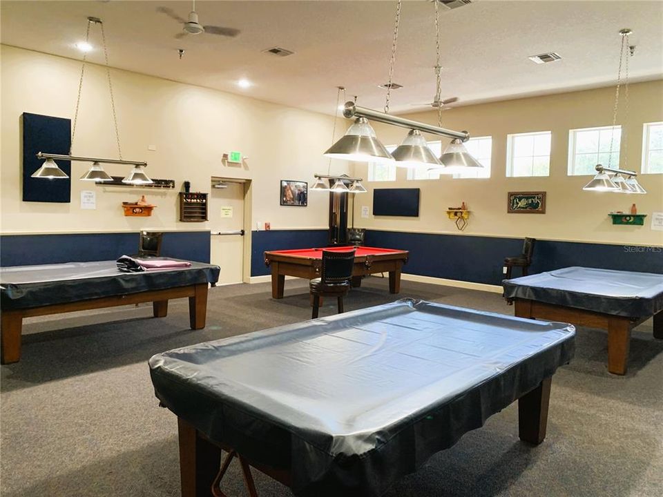 For Sale: $323,500 (3 beds, 2 baths, 1469 Square Feet)