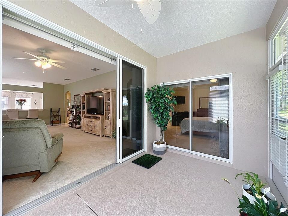 For Sale: $323,500 (3 beds, 2 baths, 1469 Square Feet)