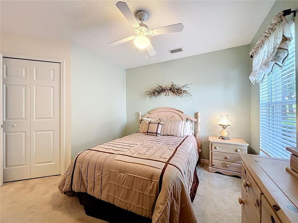 For Sale: $323,500 (3 beds, 2 baths, 1469 Square Feet)