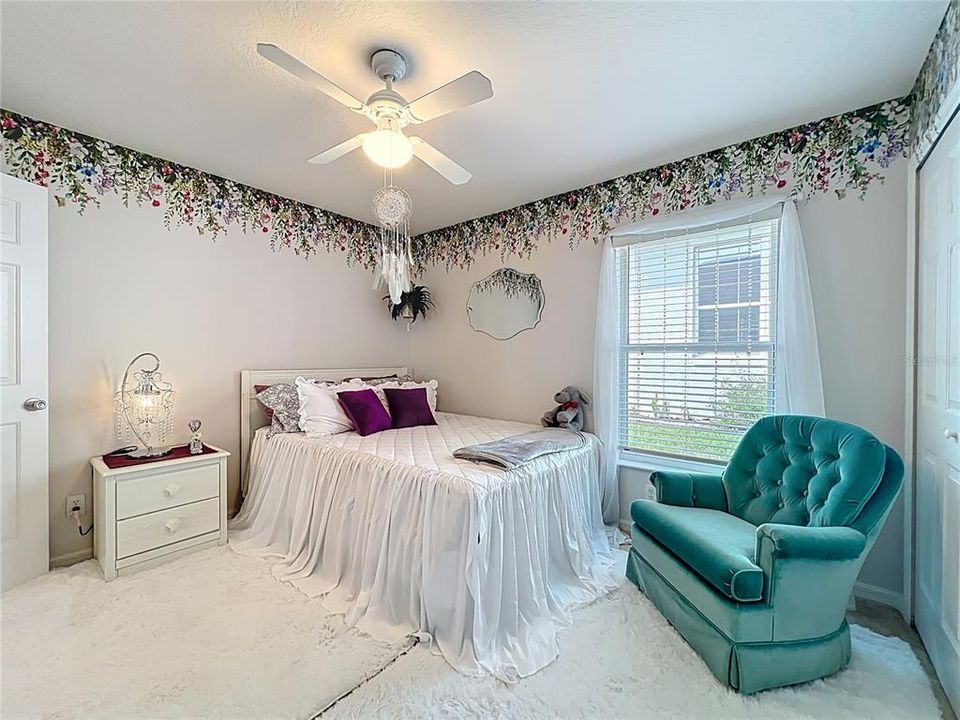 For Sale: $323,500 (3 beds, 2 baths, 1469 Square Feet)