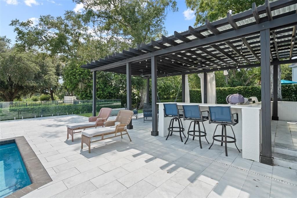 На продажу: $3,800,000 (3 спален, 3 ванн, 4751 Квадратных фут)