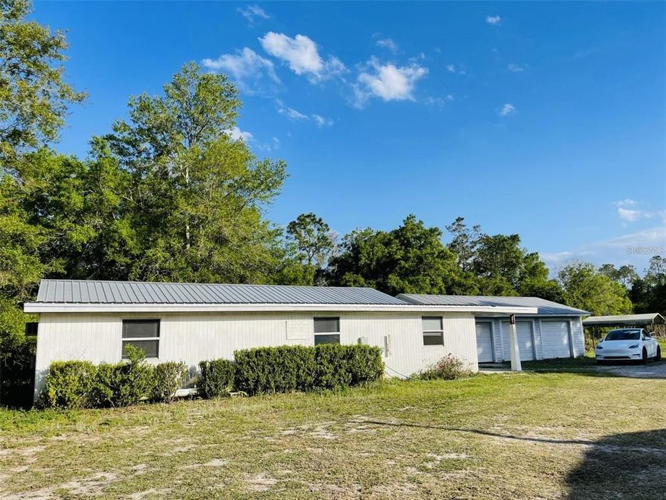 For Sale: $899,999 (4 beds, 2 baths, 3050 Square Feet)