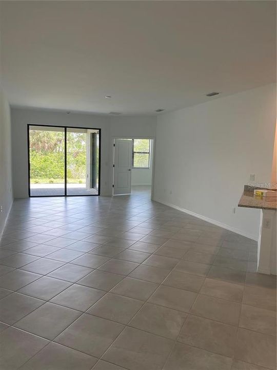 For Rent: $1,900 (2 beds, 2 baths, 1564 Square Feet)