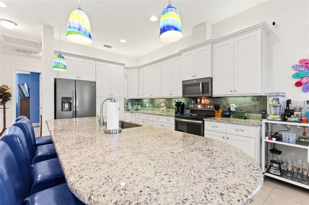 На продажу: $569,000 (2 спален, 2 ванн, 1868 Квадратных фут)