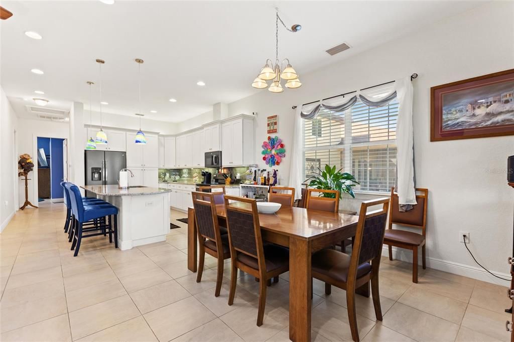 На продажу: $569,000 (2 спален, 2 ванн, 1868 Квадратных фут)