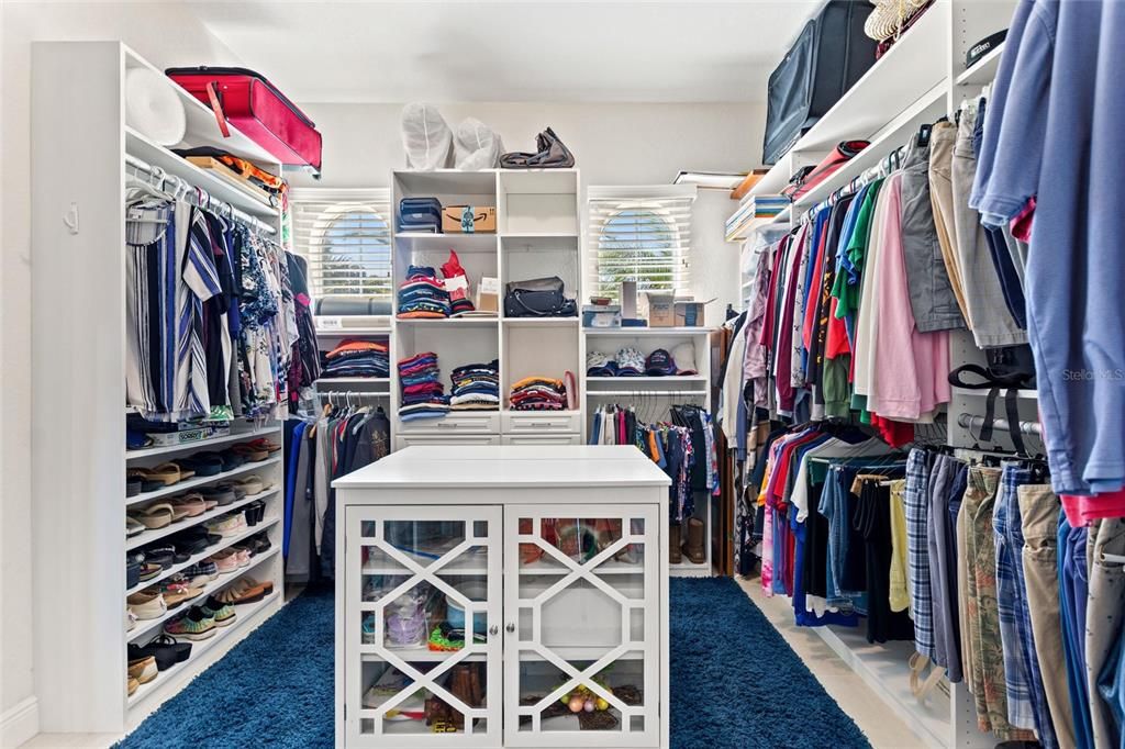 На продажу: $569,000 (2 спален, 2 ванн, 1868 Квадратных фут)