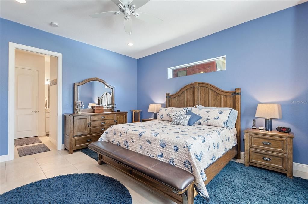 На продажу: $569,000 (2 спален, 2 ванн, 1868 Квадратных фут)