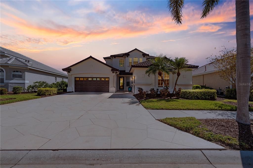 待售: $699,900 (4 贝兹, 3 浴室, 3137 平方英尺)