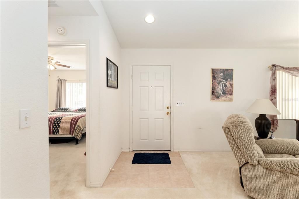 待售: $244,900 (2 贝兹, 2 浴室, 1654 平方英尺)