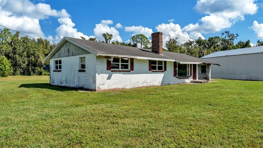 待售: $995,000 (4 贝兹, 4 浴室, 4200 平方英尺)